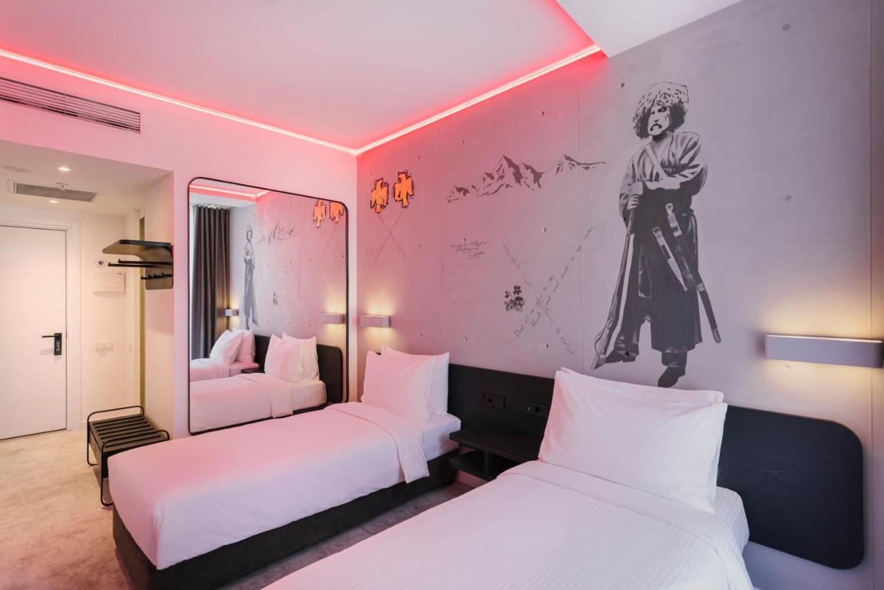 Golden Tulip Design Tbilisi Hotell Eksteriør bilde