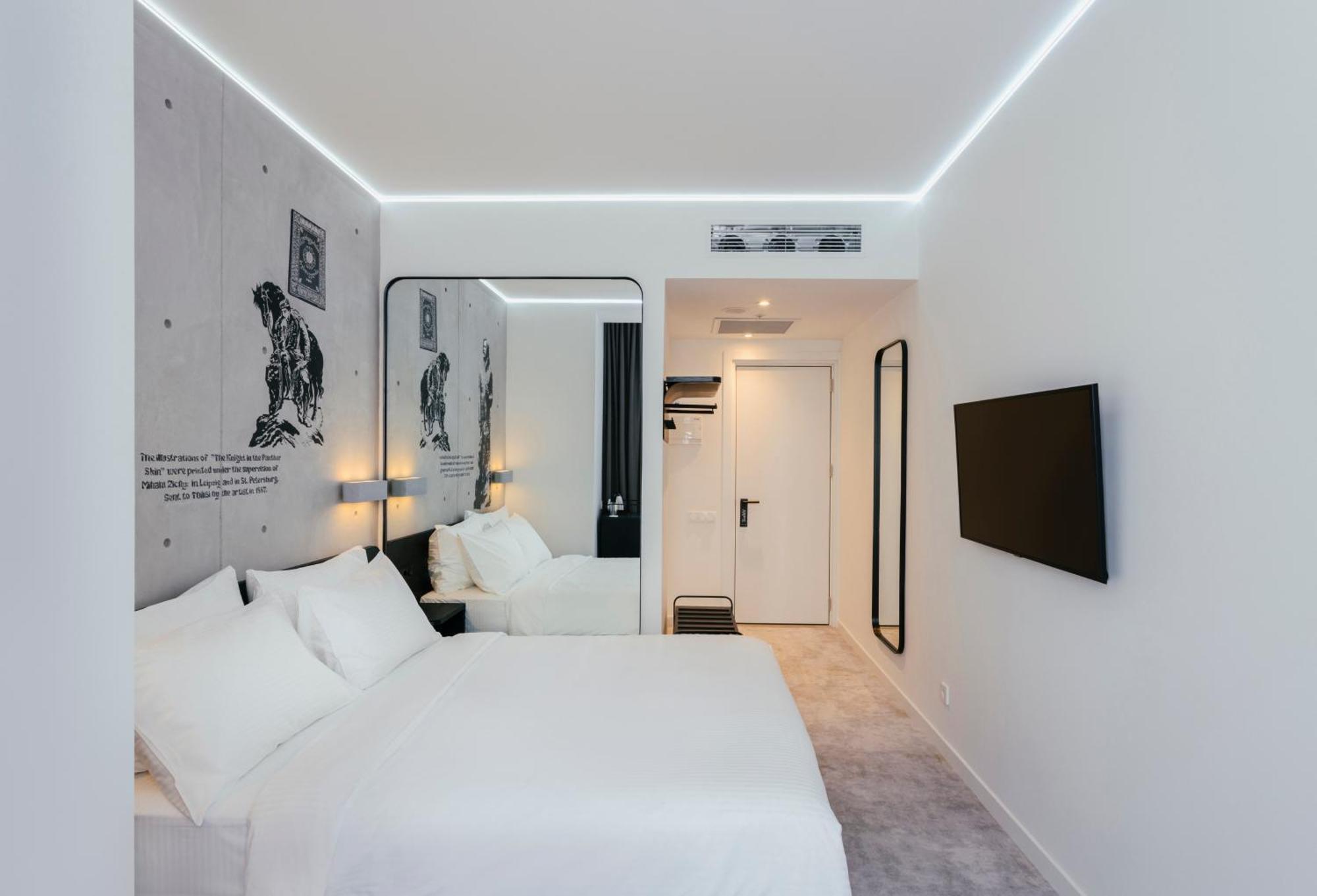 Golden Tulip Design Tbilisi Hotell Eksteriør bilde