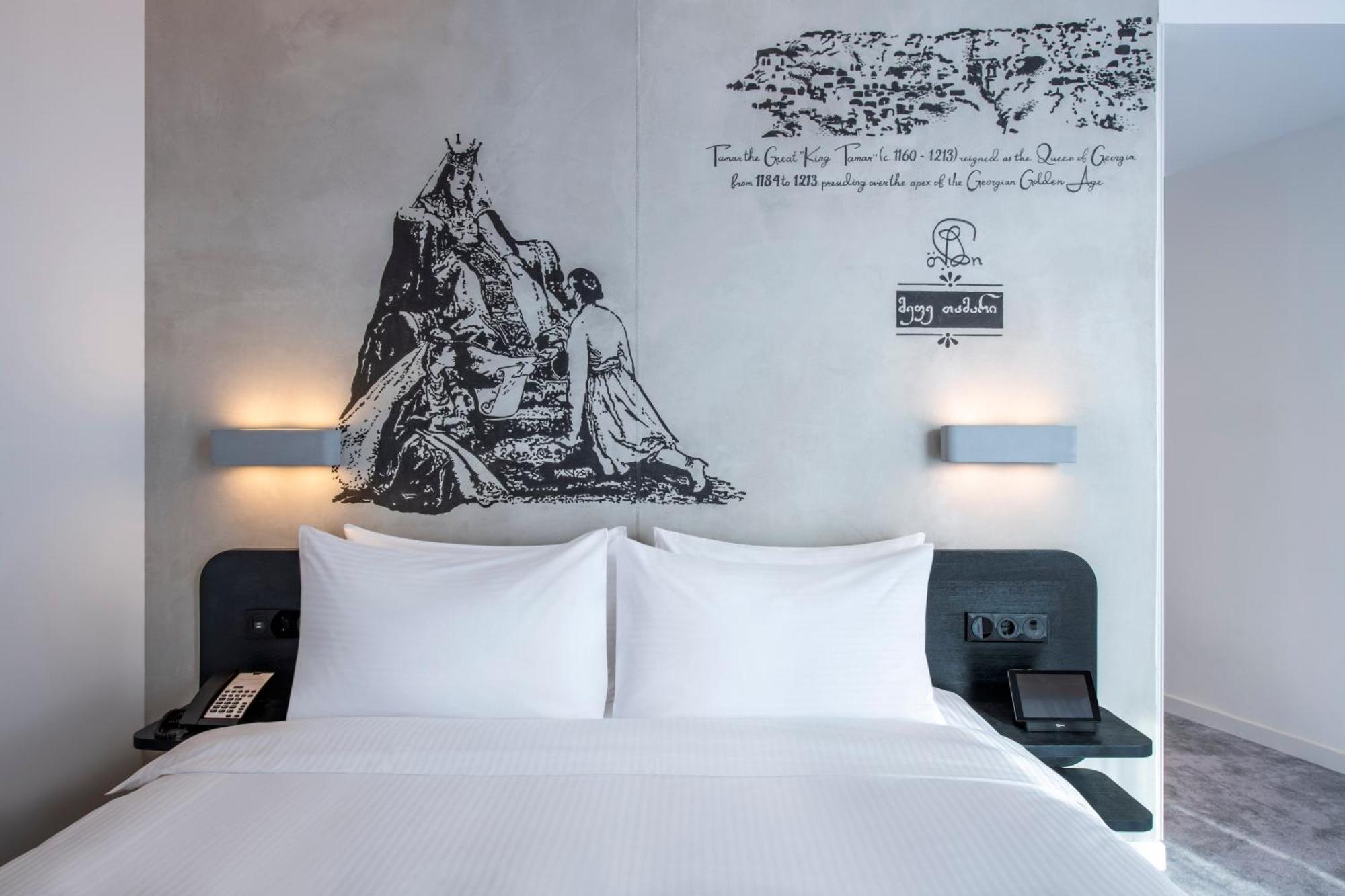 Golden Tulip Design Tbilisi Hotell Eksteriør bilde