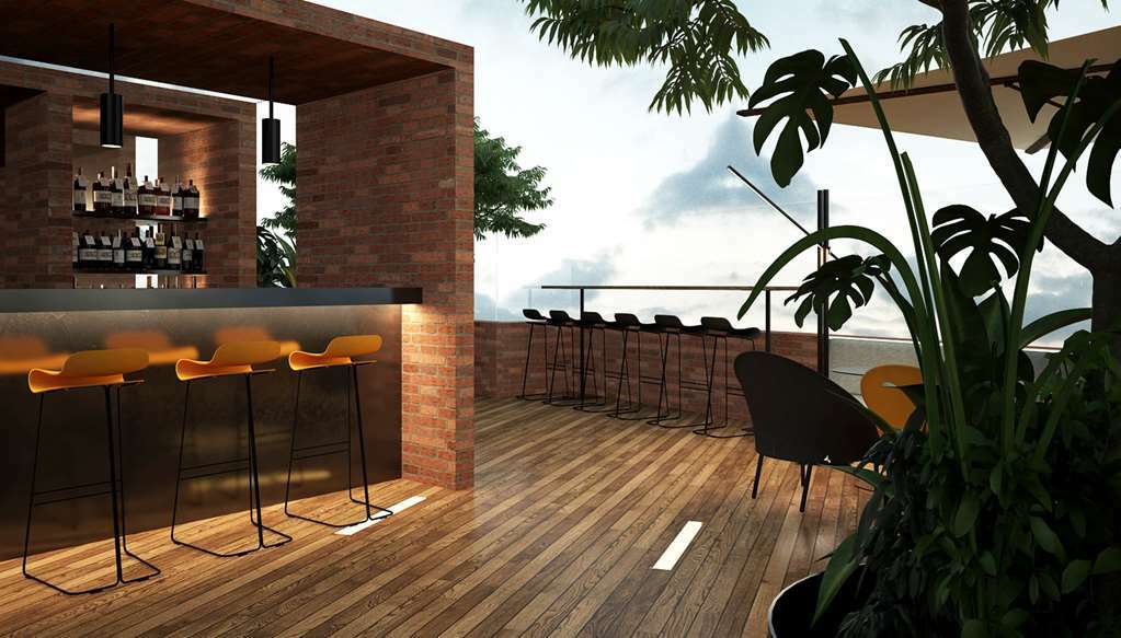 Golden Tulip Design Tbilisi Hotell Restaurant bilde